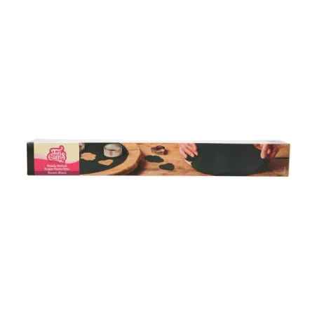Couverture de fondant roulé noir