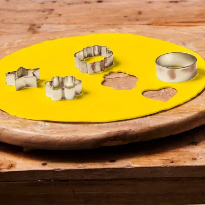Copertura in pasta di zucchero gialla