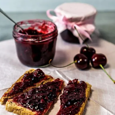 Gelierfix 2:1 von RUF – weniger Zucker, mehr Frucht, perfekt geliert | miniSchoggi