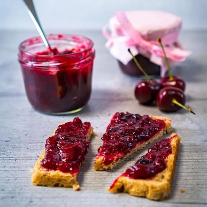 RUF Gelierfix 3:1 50 g – das fruchtigste Gelierpulver für Konfitüren und Gelees | miniSchoggi