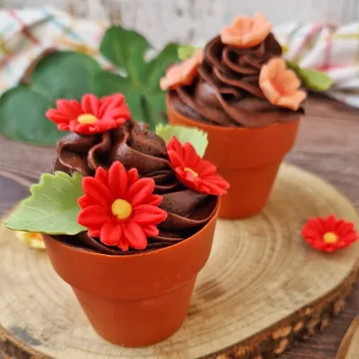 Decorazioni di zucchero fiori rossi e foglie verdi, 12 pezzi