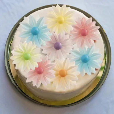 Daisy mix made of edible paper Ø 7 cm, 15 pieces