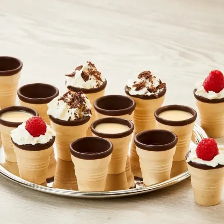 De Beukelaer gobelets à gaufres, 16 pièces