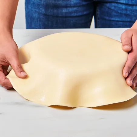 Copertura in pasta di zucchero rosa
