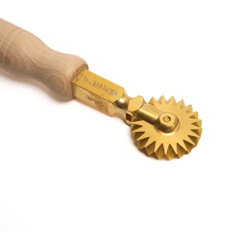Professional pasta dough wheel serrated edge, 5 mm