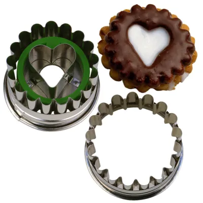 Linz cookie cutter with heart ejector, 4.8 cm
