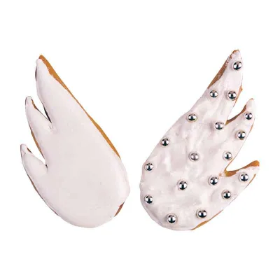 Cookie cutter wings for delicious Guetzli