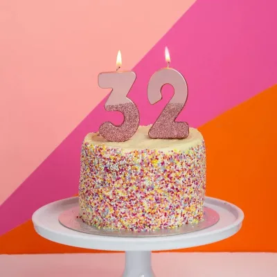 Number candle 3 with rose gold and rose glitter