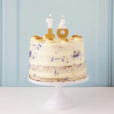 Bougie numérotée 1 avec blanc et or