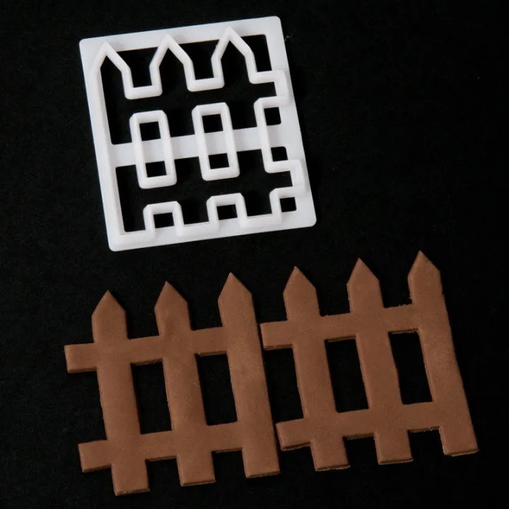 Picket fence cookie cutter