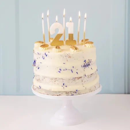 Bougie numéro 2 avec blanc et or