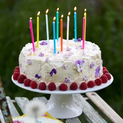 Kerzen Regenbogenfarben 10 cm, 16 Stück