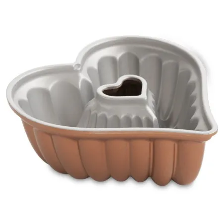 Heart wreath baking dish