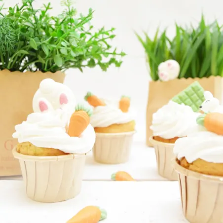 Sugar decorations bunny & turnip, 8 pieces