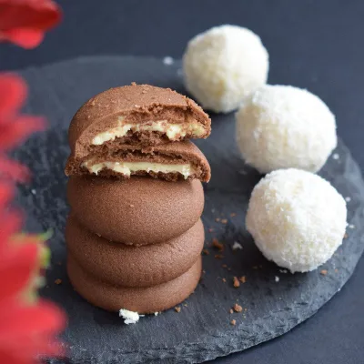 Coconut filling with wafer crunch, 300 g