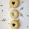 Set d'emporte-pièces Coquins 4 pièces – Biscuits de Noël façon Linzer avec motif