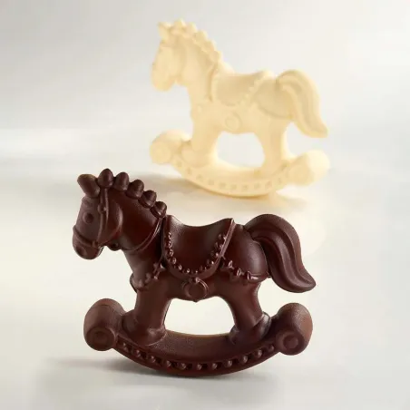Cavallo a dondolo con stampo in cioccolato, 2 pezzi