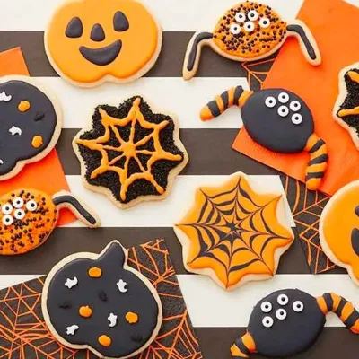 Set di tagliabiscotti Halloween Casa Stregata – 7 tagliabiscotti in metallo per biscotti e Fondant | miniSchoggi