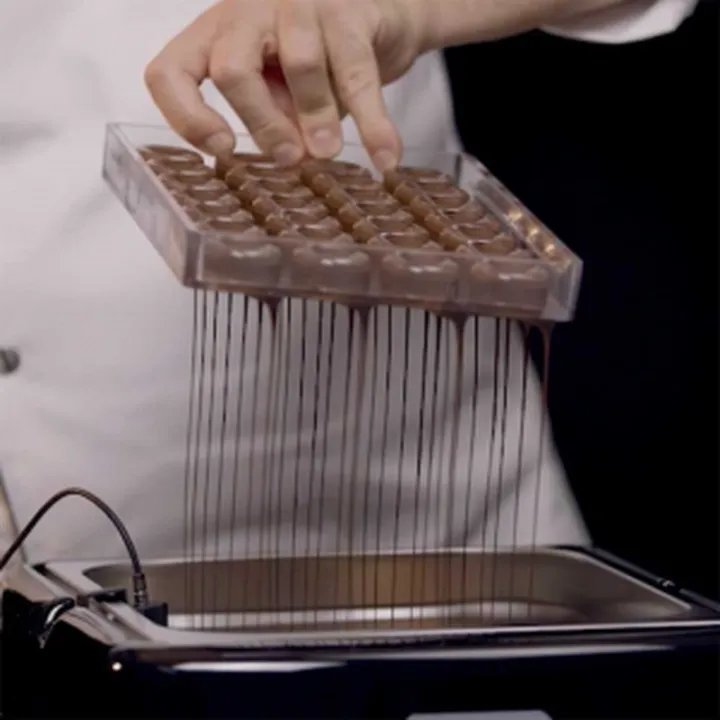 Bac supplémentaire en inox 6 litres – Accessoire pour thermorégulateur Martellato Digital | miniSchoggi