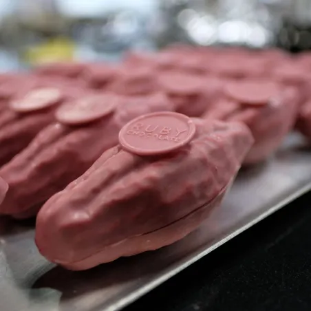 Ruby Azalina copertura di cioccolato 40% per creazioni di cioccolato rosa