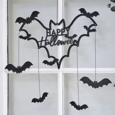 Decorazione pipistrelli Happy Halloween per porte decorate in modo fantastico