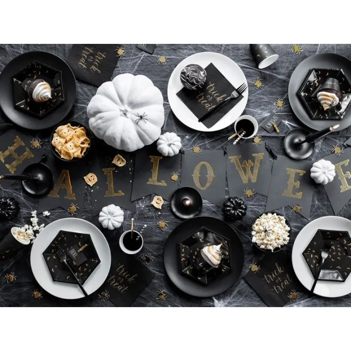 Guirlande fanions noir et or Halloween pour une décoration Halloween élégante
