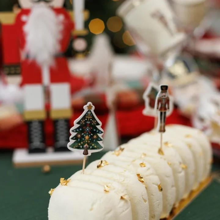 Cake topper Christmas Time - 12 motifs de Noël pour de délicieux desserts