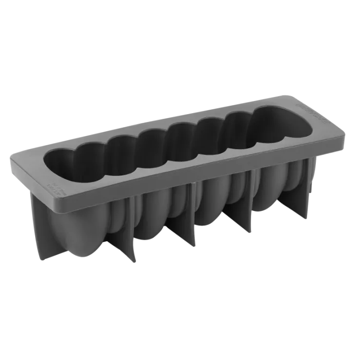 Canyon silicone mold for your cake dreams.