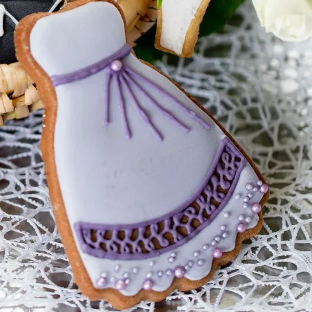 Cookie cutter wedding dress