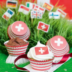 Cupcake molds Switzerland, 50 pieces