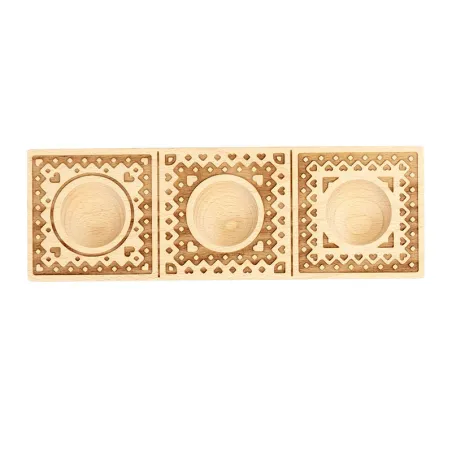 Raviolis sculptés à la main en forme de 3 cœurs en bois