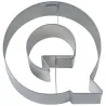 Cookie cutter letter Q