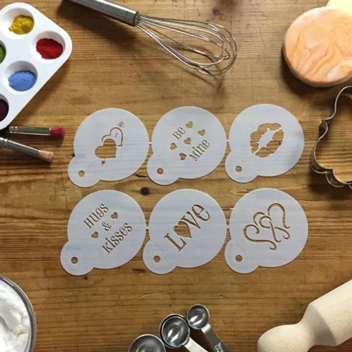 Stencil d'amore per parole e motivi dolci sui vostri dessert