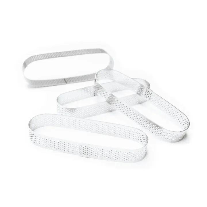 Anelli per dolci ovali forati Ø 15 cm x 4 cm, 4 pezzi