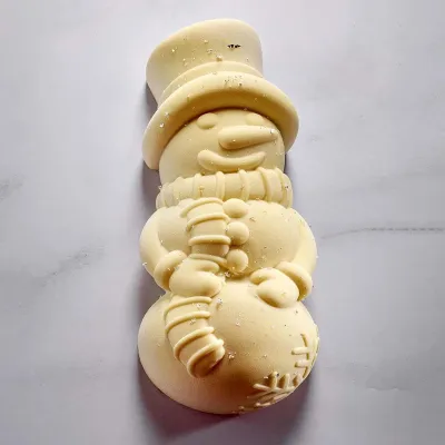 Silicone mold Snowman Frosty for your cake dreams.