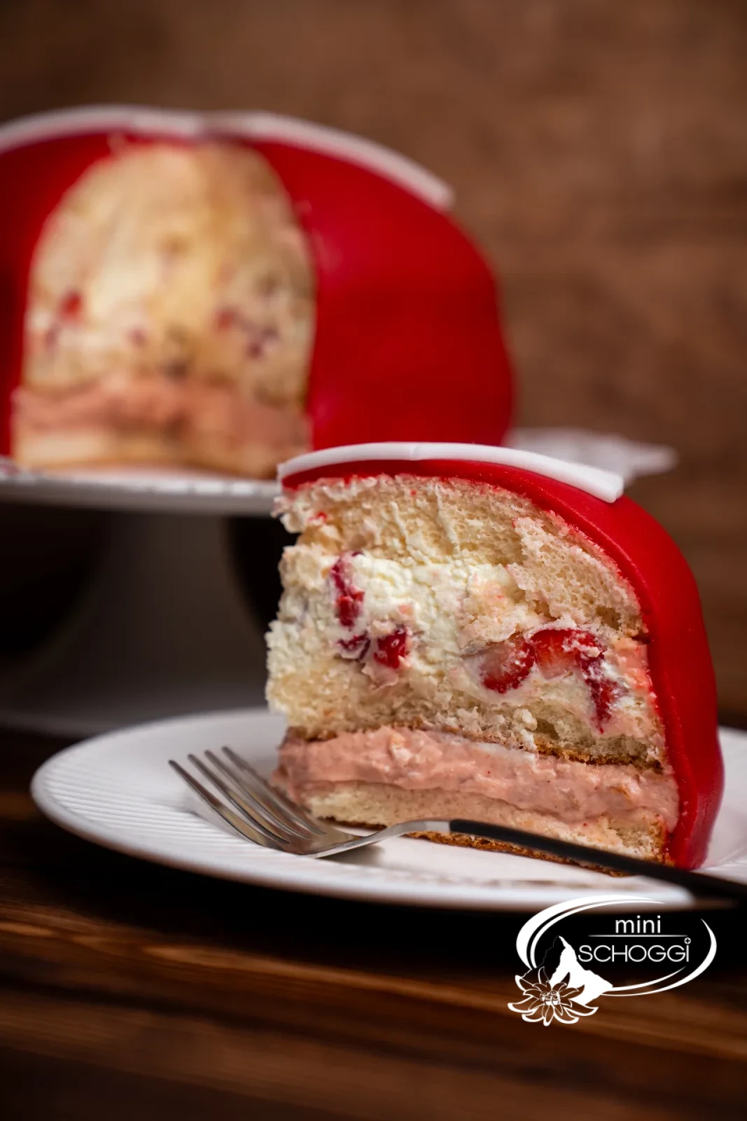 1.-August-Torte – die Schweizer Kreuz-Torte Drucken