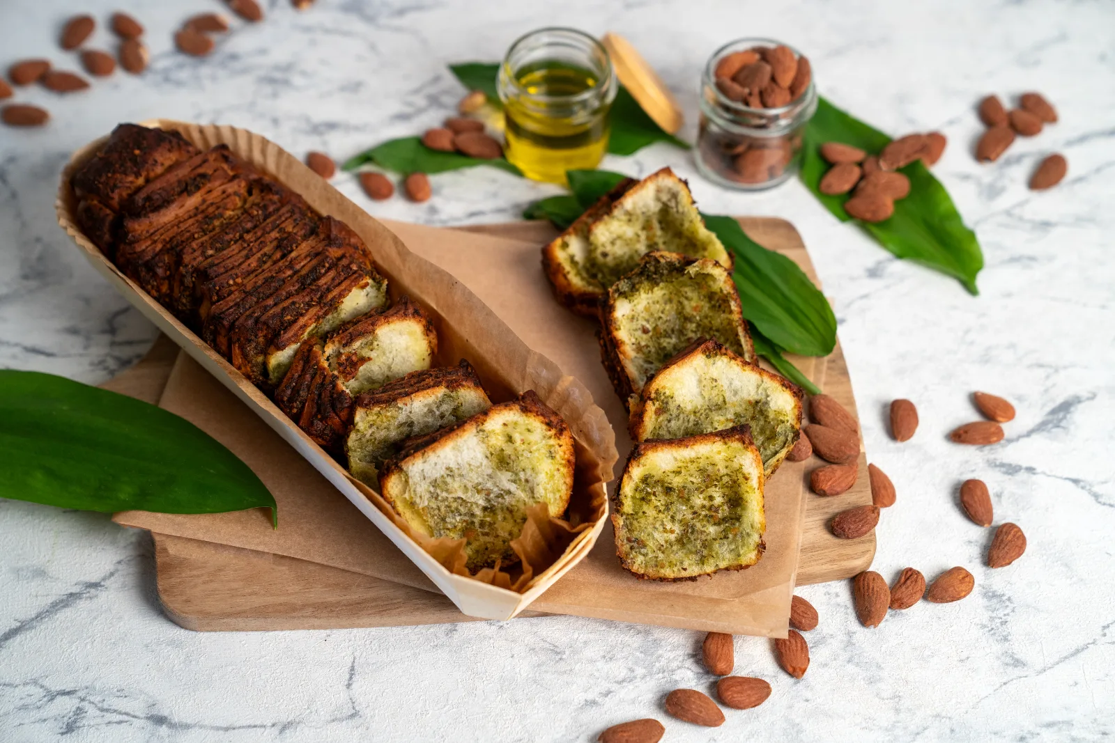 Zupfbrot mit frischem Bärlauchpesto