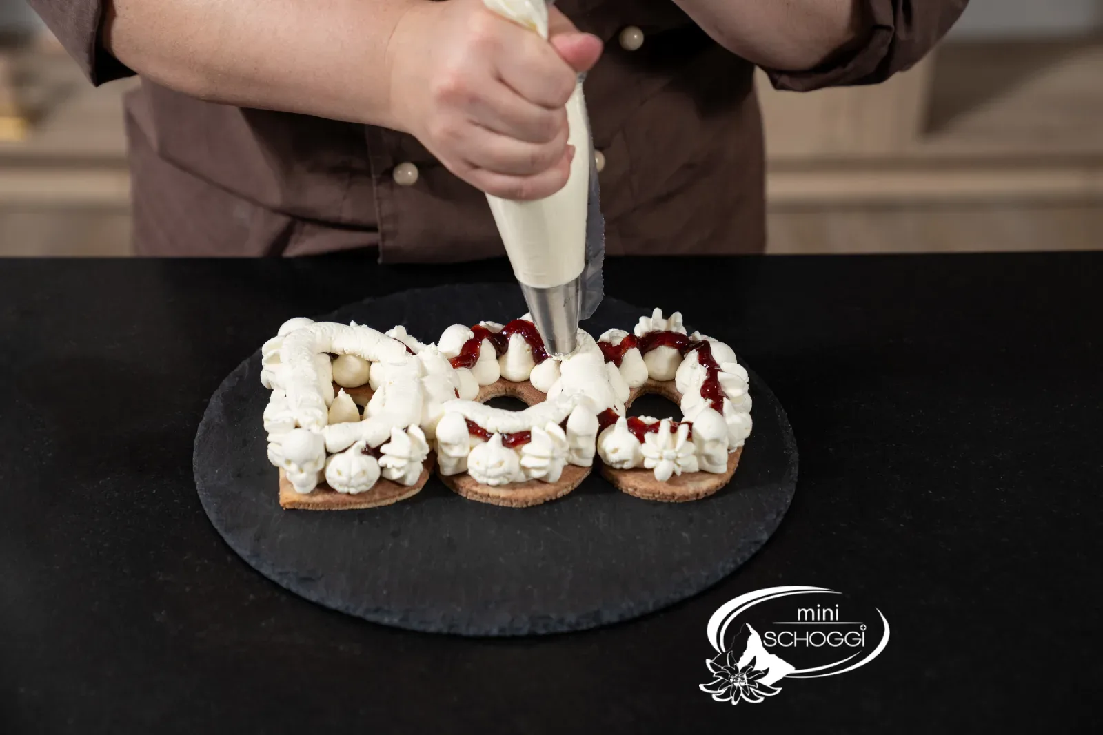 Creme glatt streichen