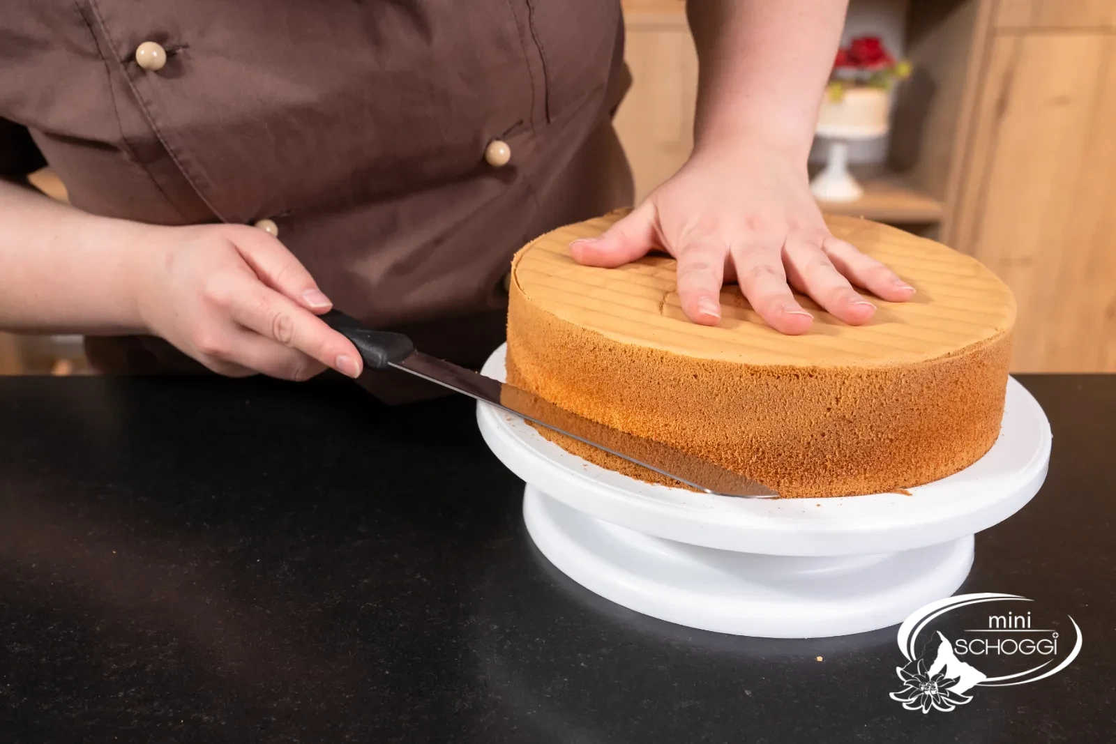 La migliore torta di fragole – tagliare in tre basi