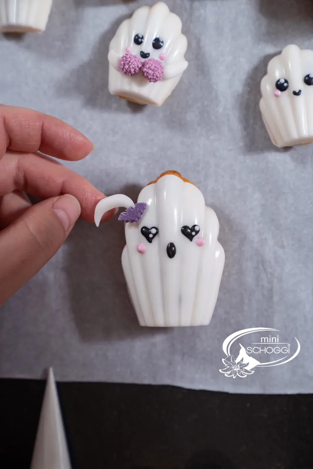 Geist mit Fondant-Ärmchen
