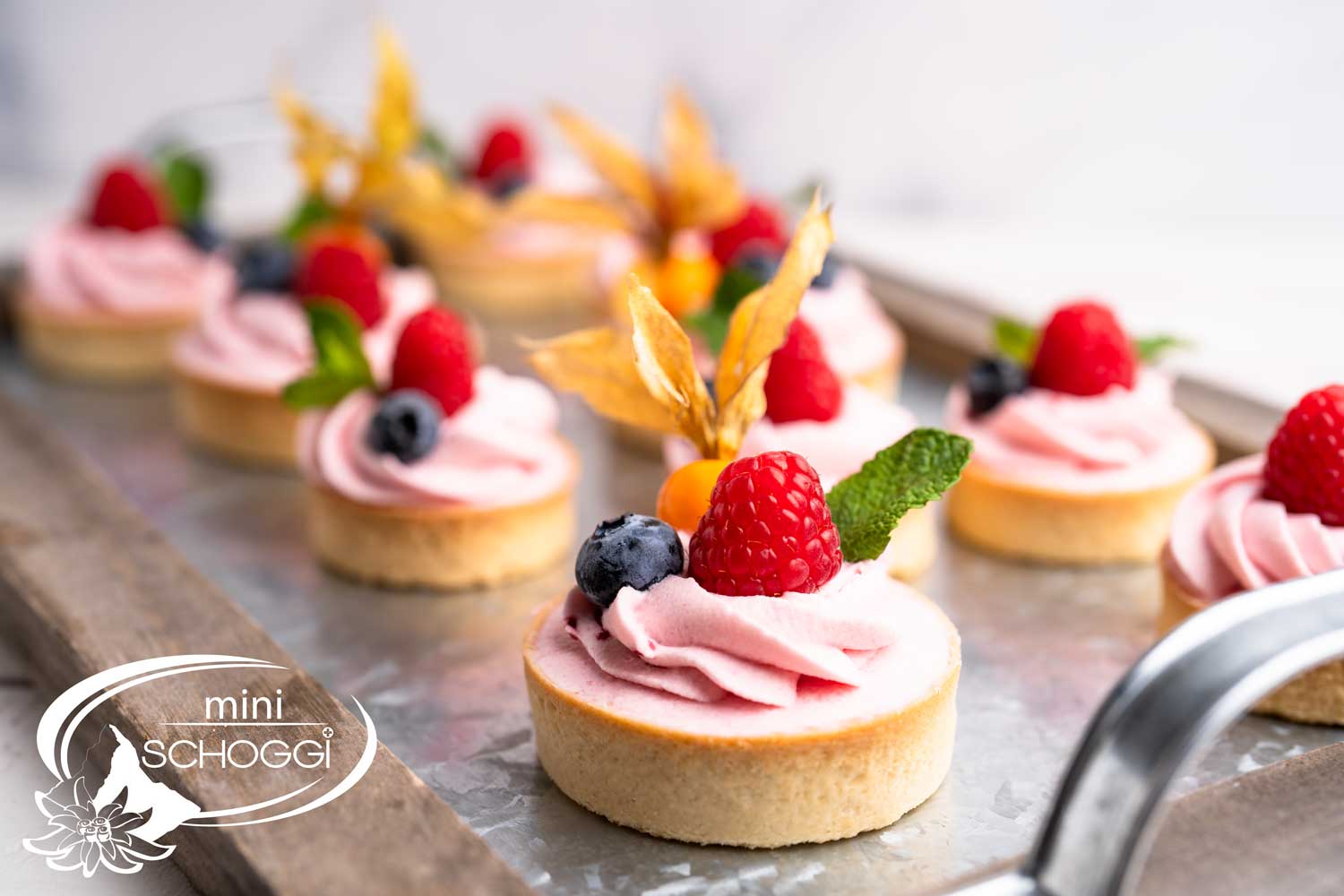 Patiswiss Raspberry Quick raspberry patisserie tartlets made easy