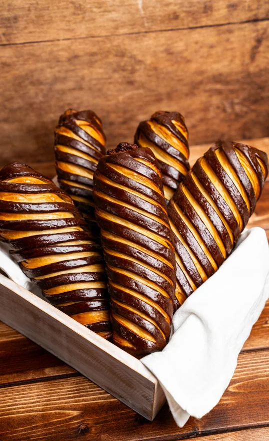 Brownie and croissant roll