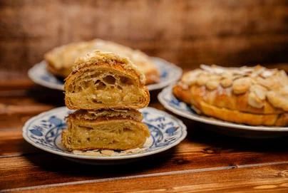 Almond croissant (Croissant aux Amandes)