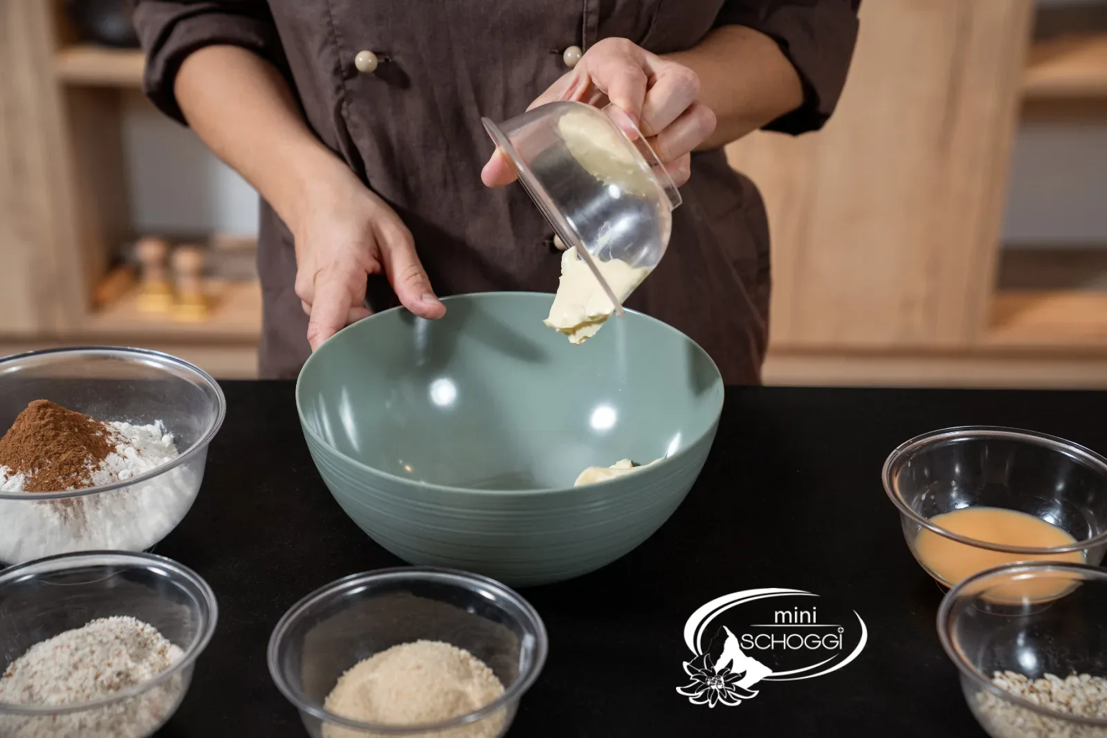 Weiche Butter in die Rührschüssel geben