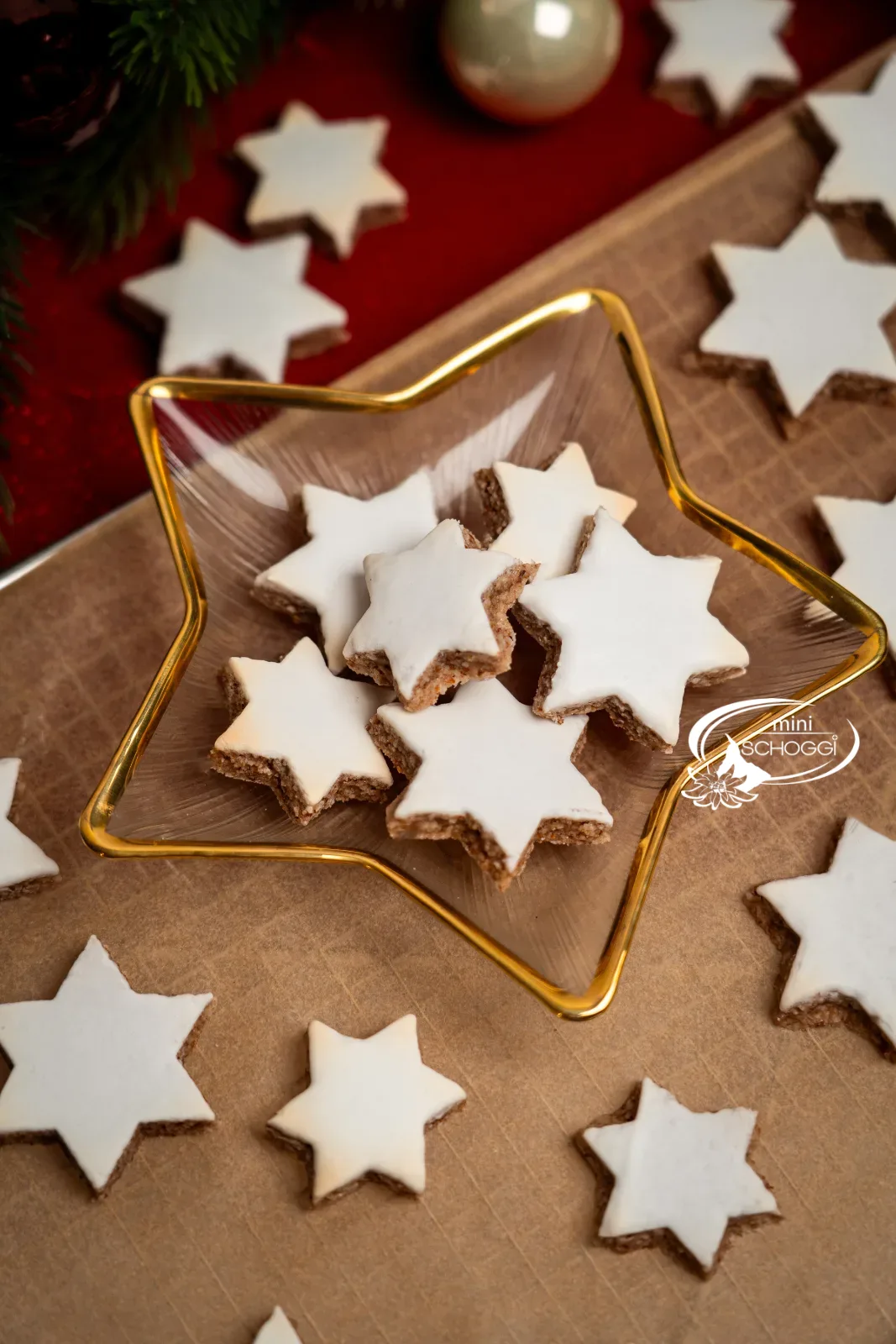 Stelle alla cannella piccole e grandi da regalare