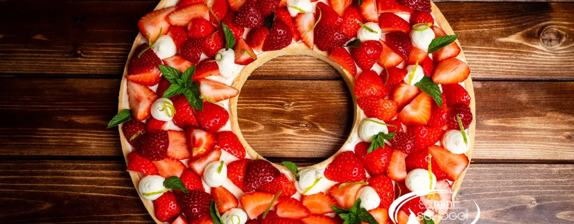 Tarte au séré aux fruits frais et citron vert