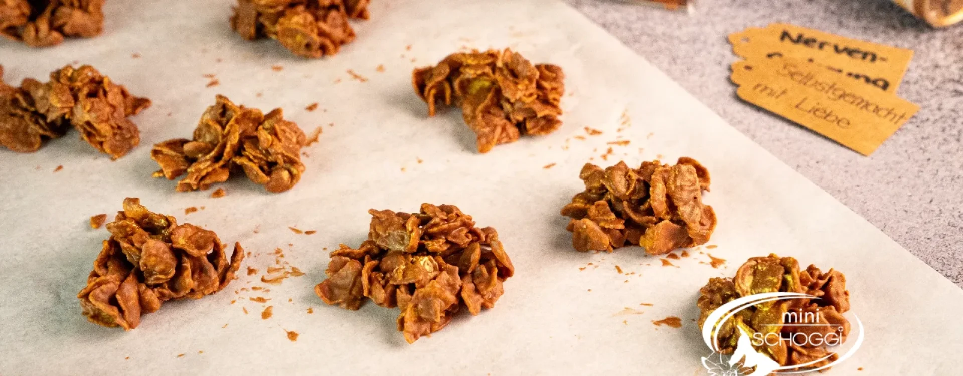 Biscotti cornflakes con due ingredienti